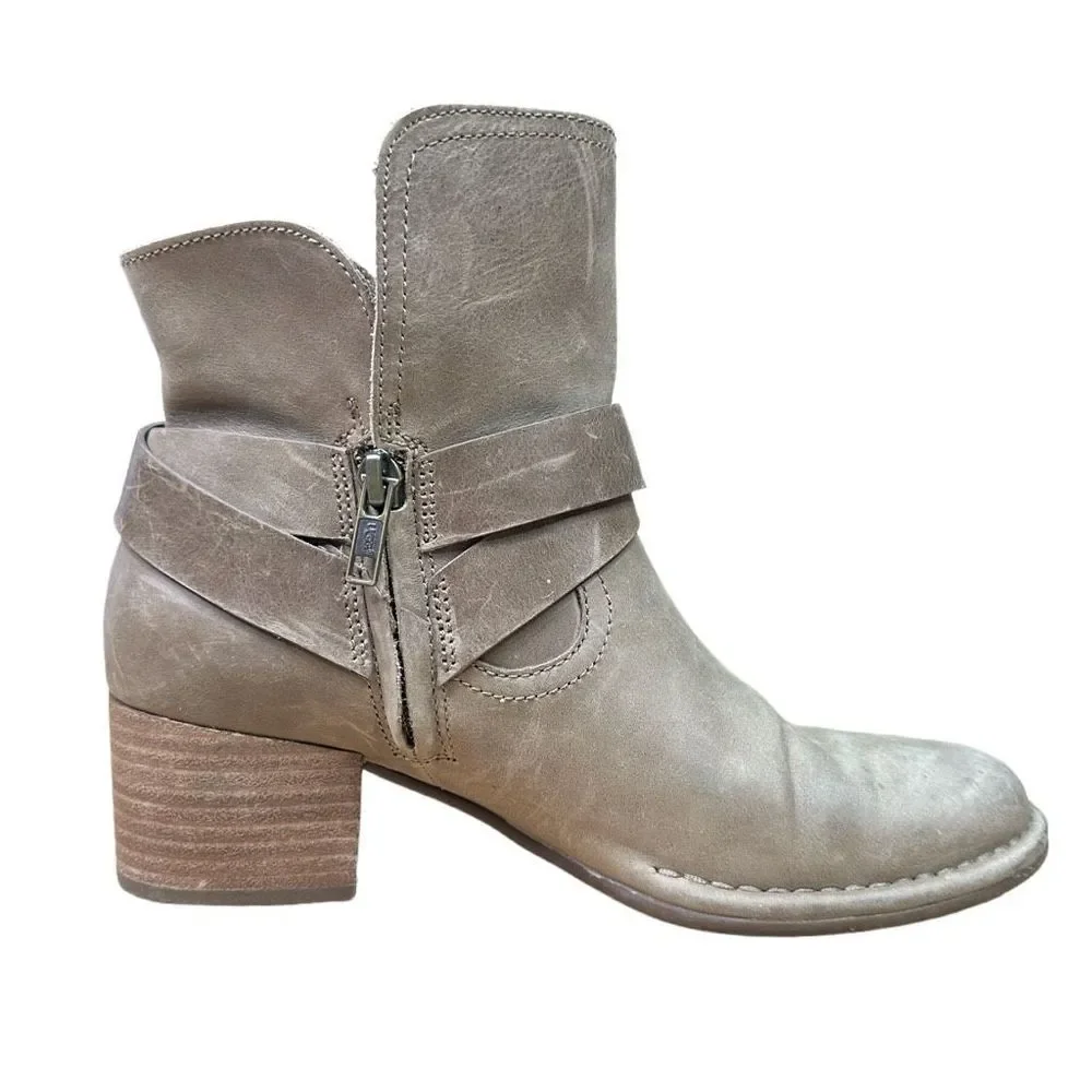 UGG Elora Ankle Boots - Size 7
